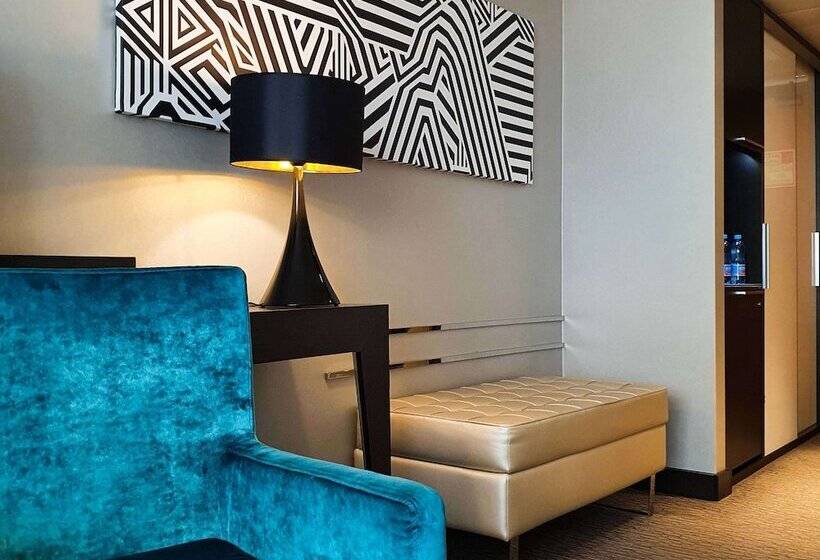 Superior Szoba, Sofitel Warsaw Victoria
