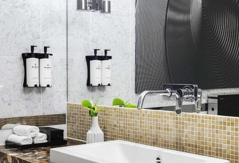 キングサイズベッドのジュニアスイート, Sofitel Warsaw Victoria