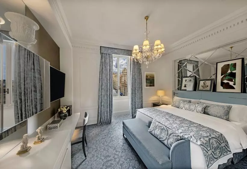 Deluxe Room, The St. Regis Rome