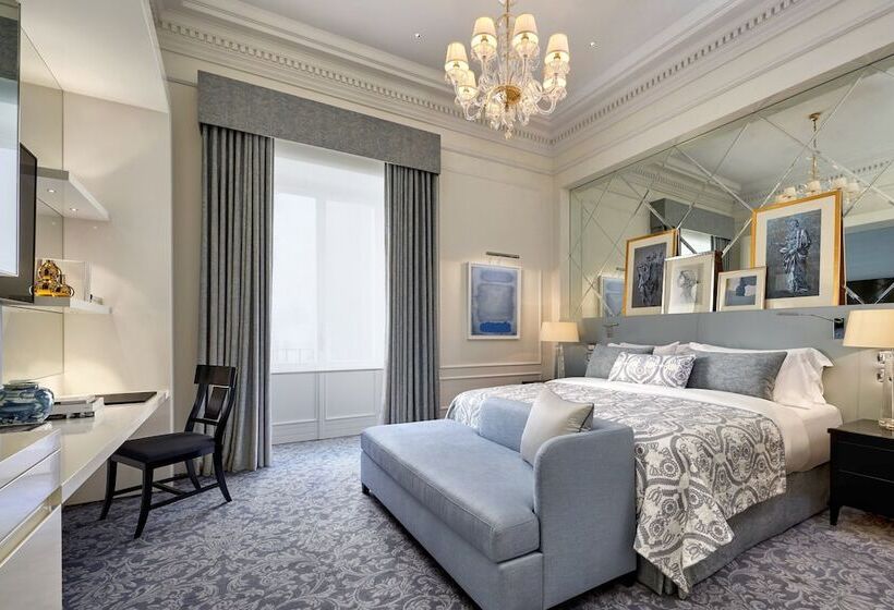 חדר דלוקס, The St. Regis Rome