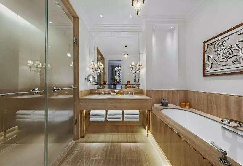 Suite, The St. Regis Rome