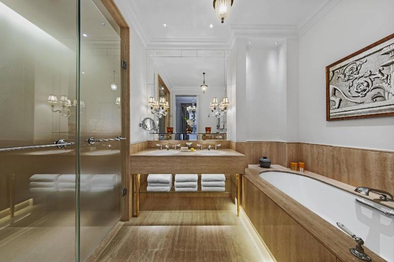 סוויטת ג'וניור, The St. Regis Rome