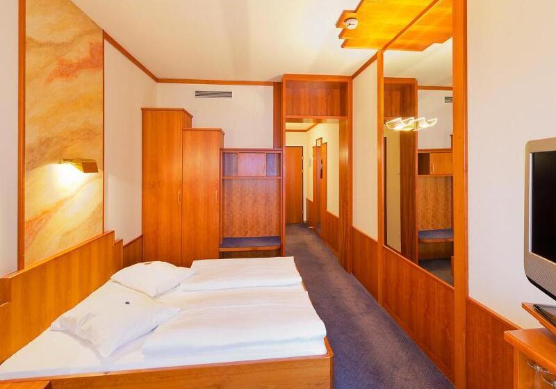 اتاق راحتی, Vienna Sport