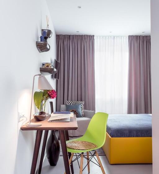 テラス付きシングルルーム, VISIONAPARTMENTS Hôtel de Famille