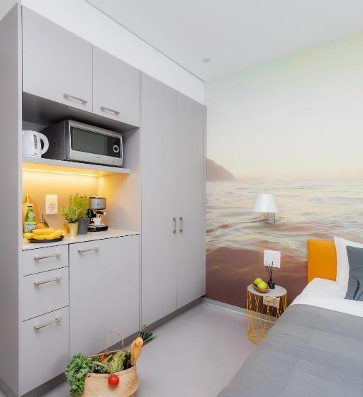 Standard studio with lake view, VISIONAPARTMENTS Hôtel de Famille