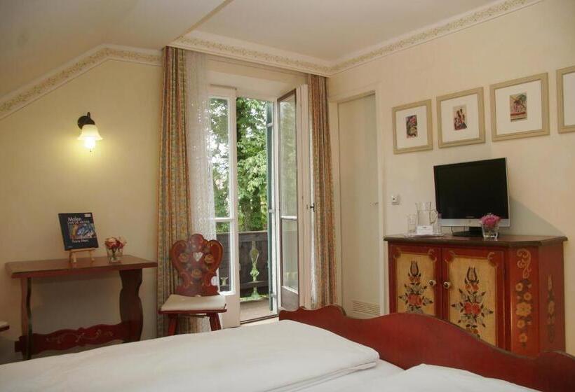 Номер Стандарт с Балконом, Landhotel Herzogstand Garni