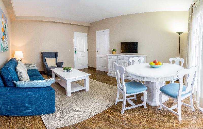 סוויטה נוף לבריכה, Vitalclass Lanzarote Resort