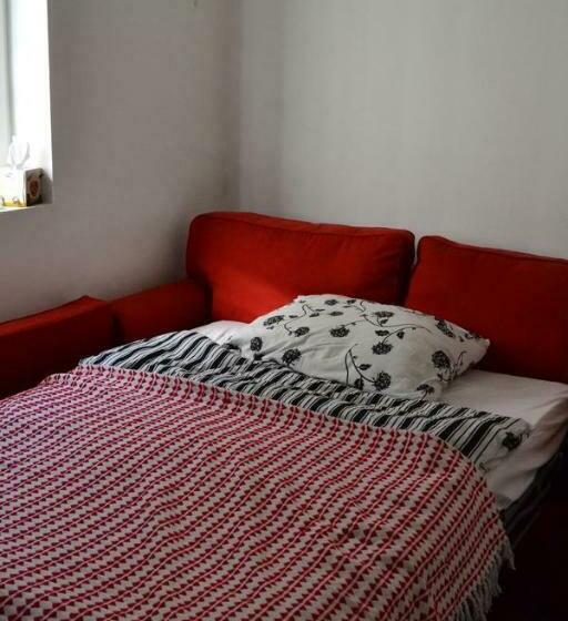 Апартаменты 3 Спальни, Farkaskő Vendégház