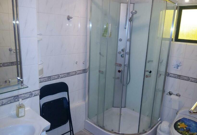 غرفة عائلية, La Casa Guesthouse