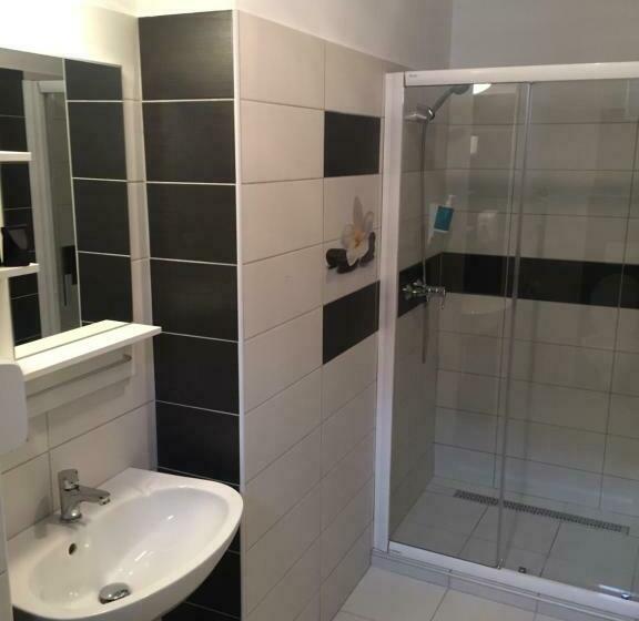 חדר סטנדרט לארבעה, Pizza Tábor Apartman