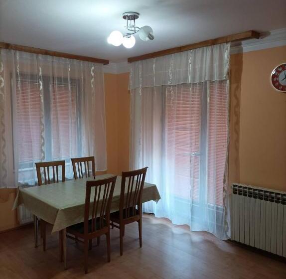 آپارتمان 1 خوابه, Apartmani Milivojevic