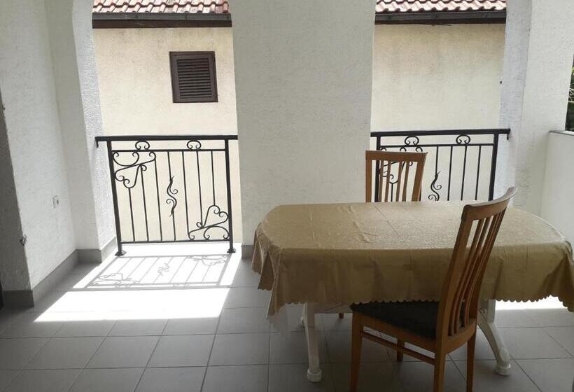 اتاق استاندارد اینتریور, Apartmani Milivojevic