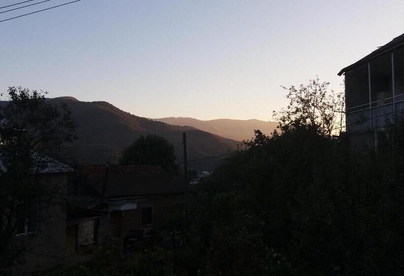 침실 1개 주택, Sweet Home