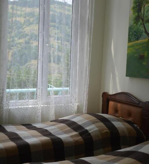 침실 1개 주택, Sweet Home