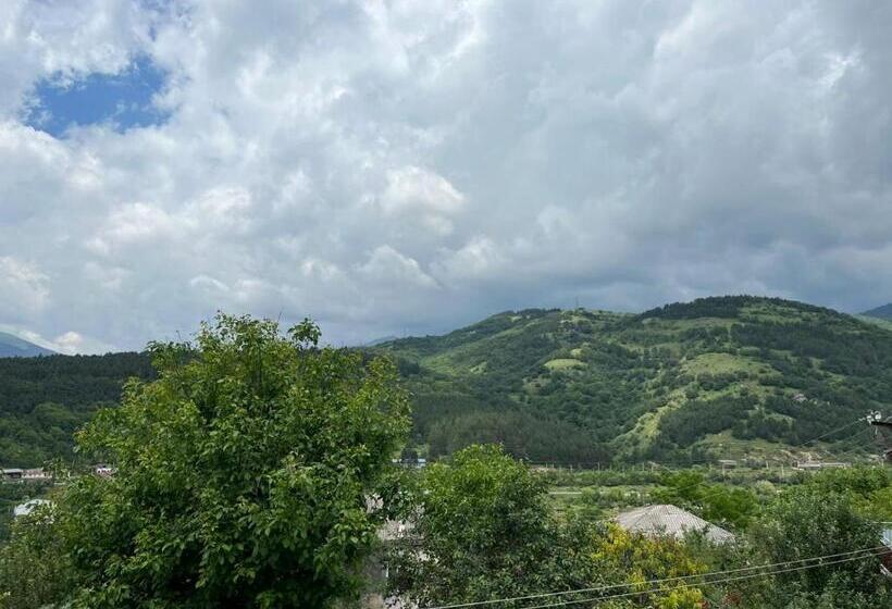 침실 1개 주택, Sweet Home