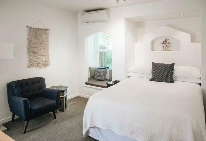 Номер Стандарт, Cottage Inn & Spa