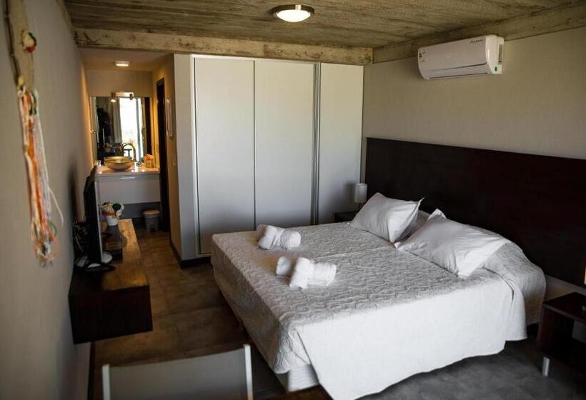 اتاق استاندارد, Cara Colomba