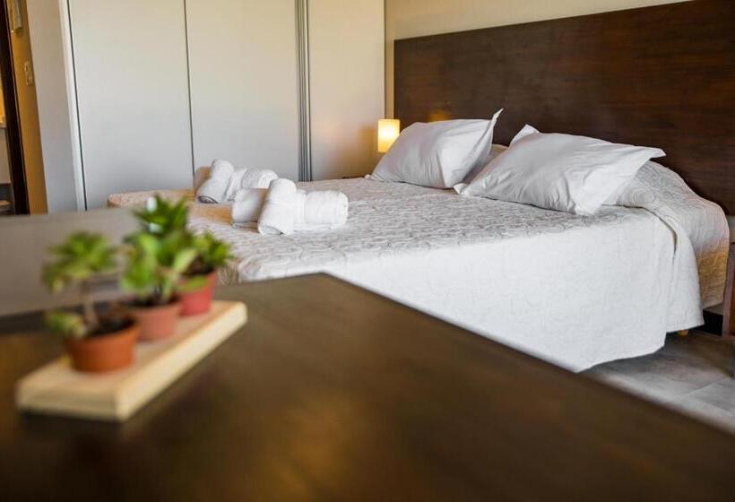 اتاق استاندارد, Cara Colomba