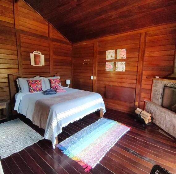 בקתת חדר, Chalés Nó Da Madeira