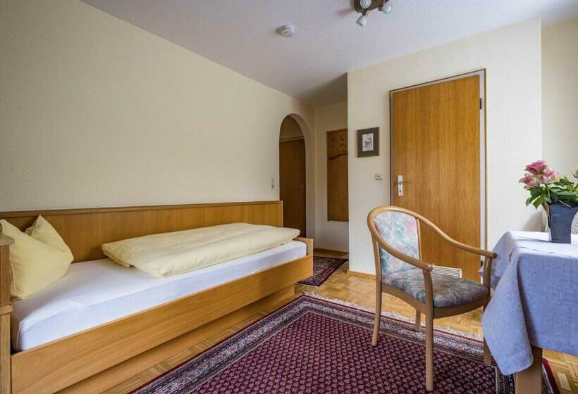 Standard Yhden Hengen Huone, Gästehaus Christa Mauerer