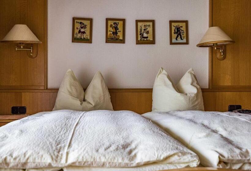 Huoneisto 1 Makuuhuone Terassi, Gästehaus Christa Mauerer