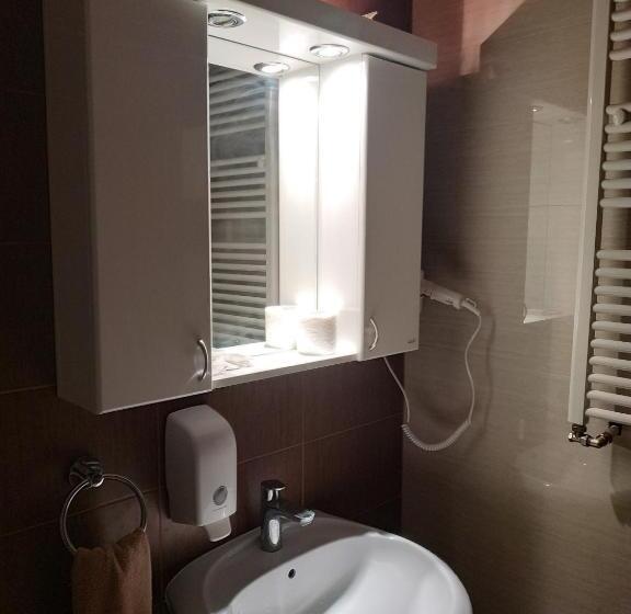 آپارتمان 1 خوابه, Guest House Vila Lujza