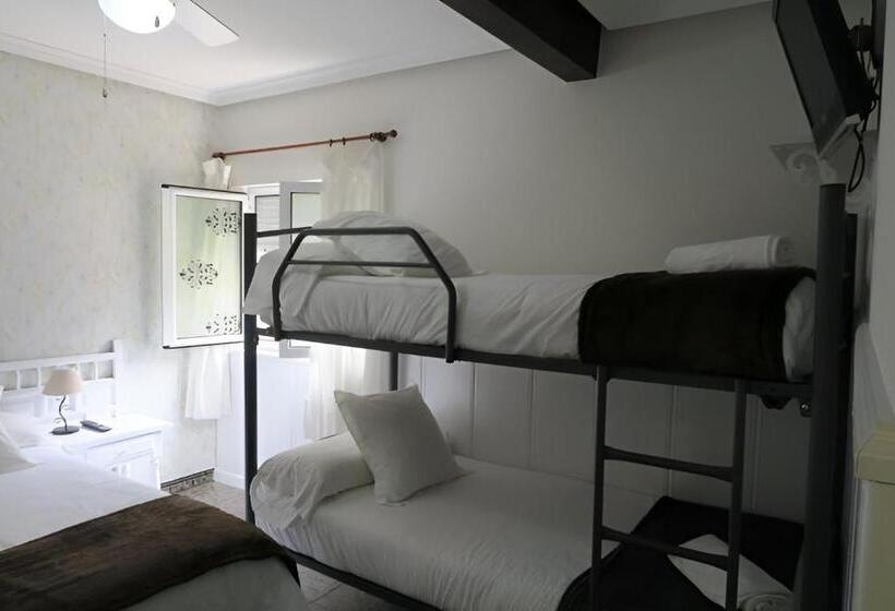 Habitació Quàdruple Estàndard, Hospedaje Javier   Alojateisla