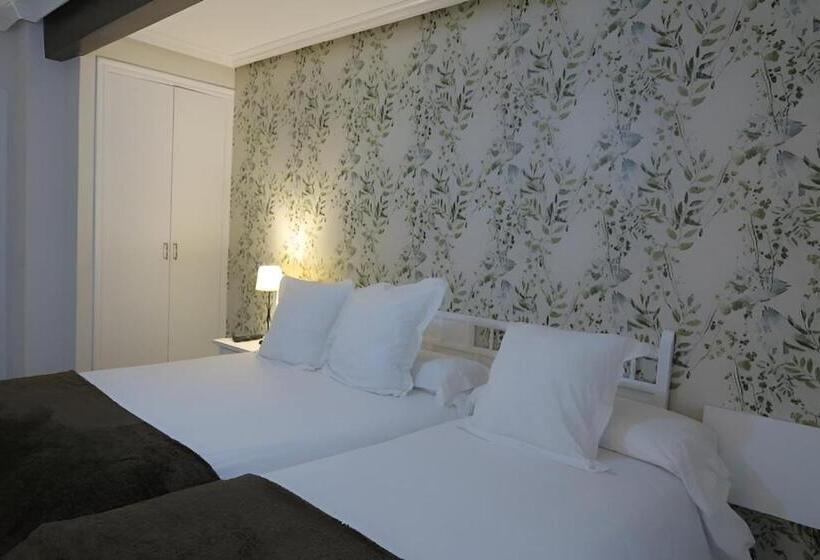Habitació Triple Estàndard, Hospedaje Javier   Alojateisla