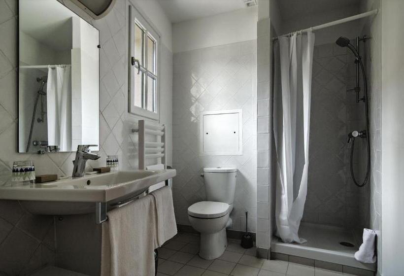 غرفة أساسية, Hôtel Galilee