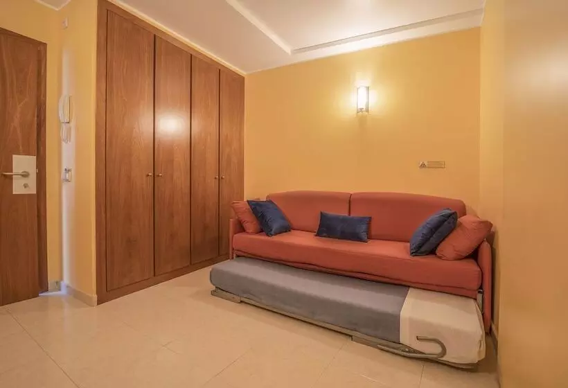 スタンダードスタジオ, Apartaments Del Meligar