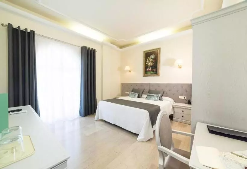 サイドオーシャンビュースタンダードルーム, Grand Hotel Palladium Santa Eulalia Del Río
