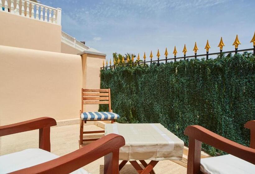 プレミアムファミリールーム, Grand Hotel Palladium Santa Eulalia Del Río