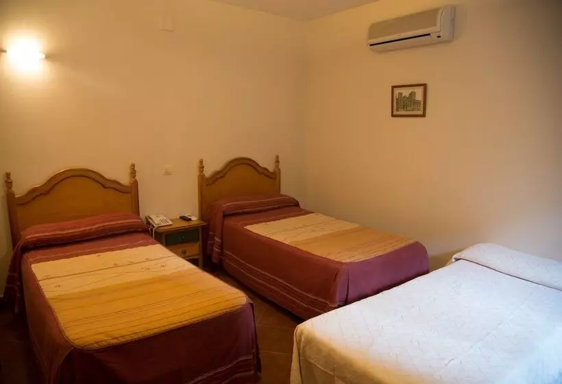 اتاق استاندارد, Hostal Hueso