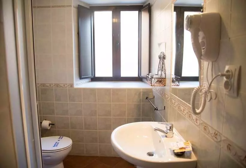 اتاق استاندارد, Hostal Hueso