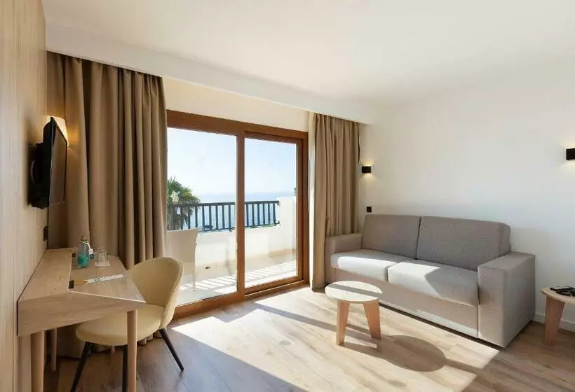 オーシャンビュースイート, Alua Suites Las Rocas