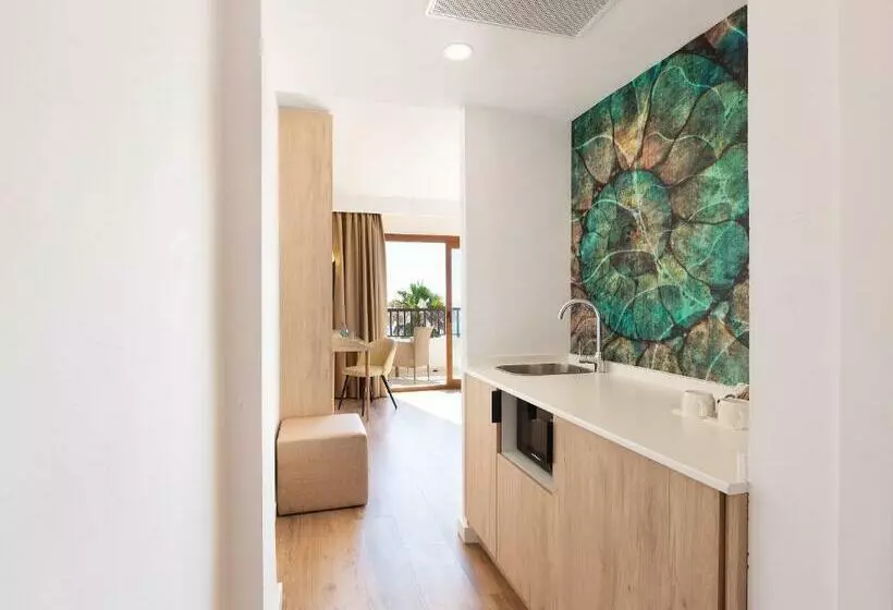スイート, Alua Suites Las Rocas