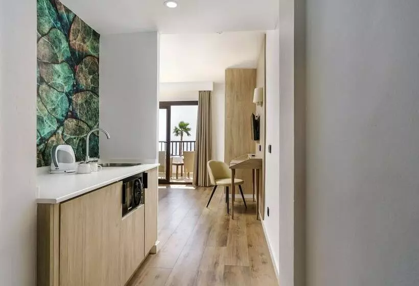 スイート, Alua Suites Las Rocas