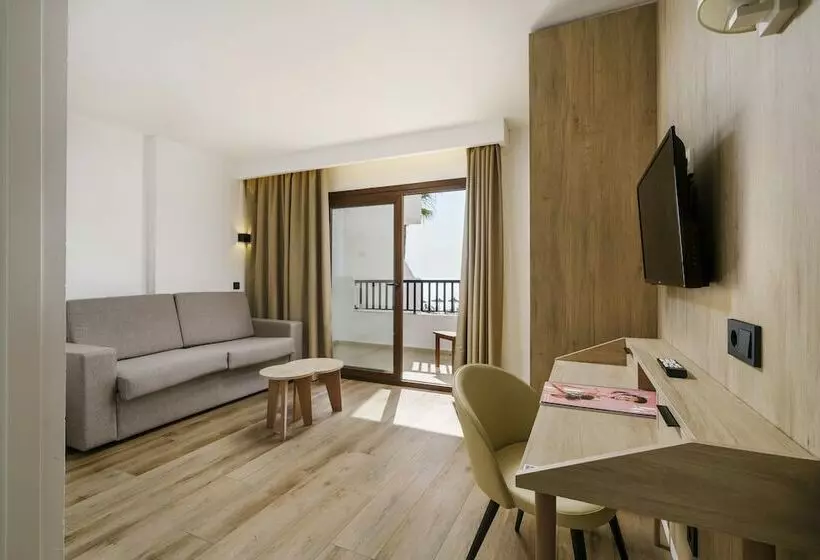 オーシャンビュースイート, Alua Suites Las Rocas