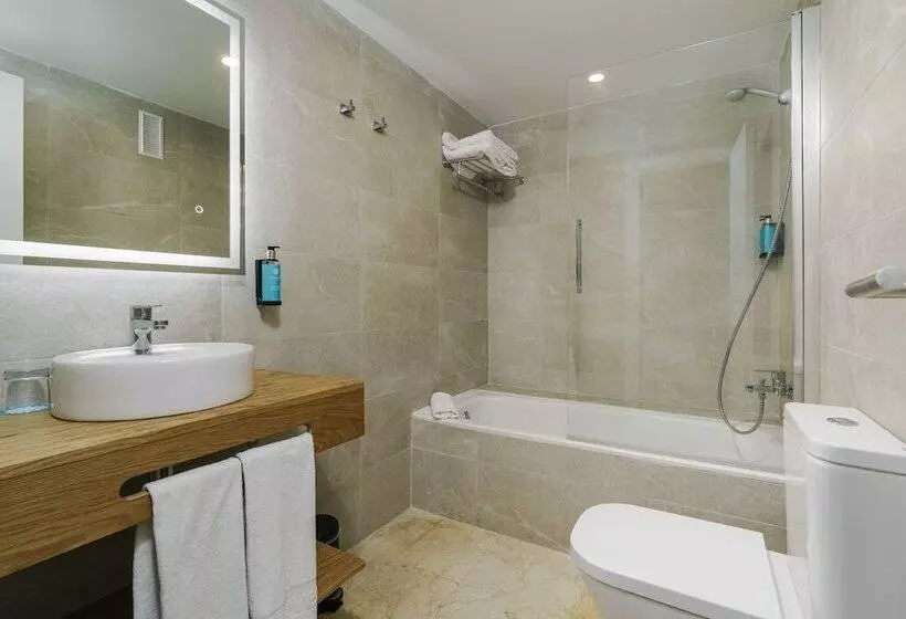 2 Bedrooms Suite Sea View, Alua Suites Las Rocas