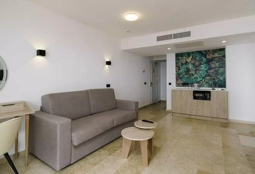 2 Bedrooms Suite Sea View, Alua Suites Las Rocas