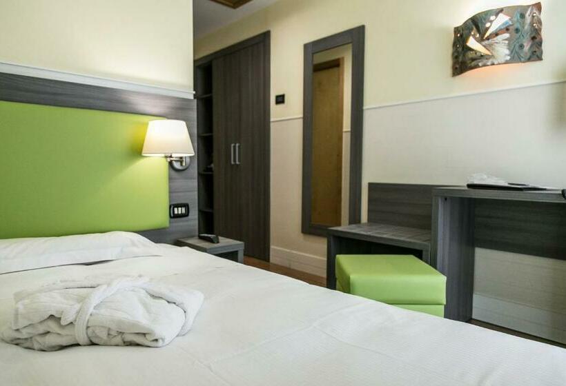 اتاق استاندارد یک نفره, Aphrodite