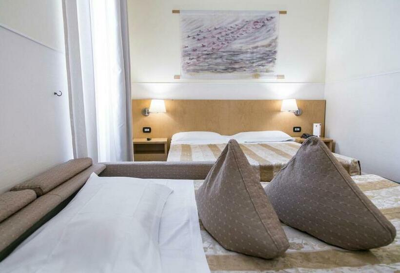 اتاق استاندارد سه نفره, Aphrodite