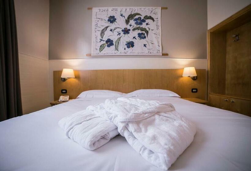 اتاق لوکس با وان آب گرم, Aphrodite