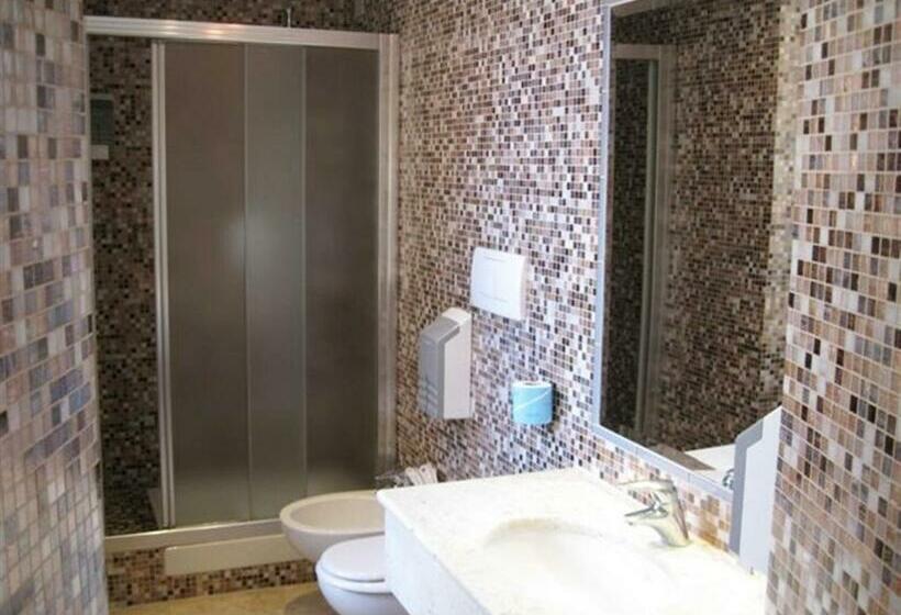 اتاق اکونومی, Aphrodite