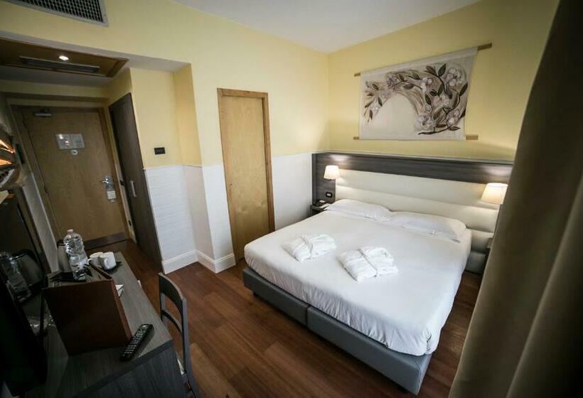 اتاق سوپریور, Aphrodite