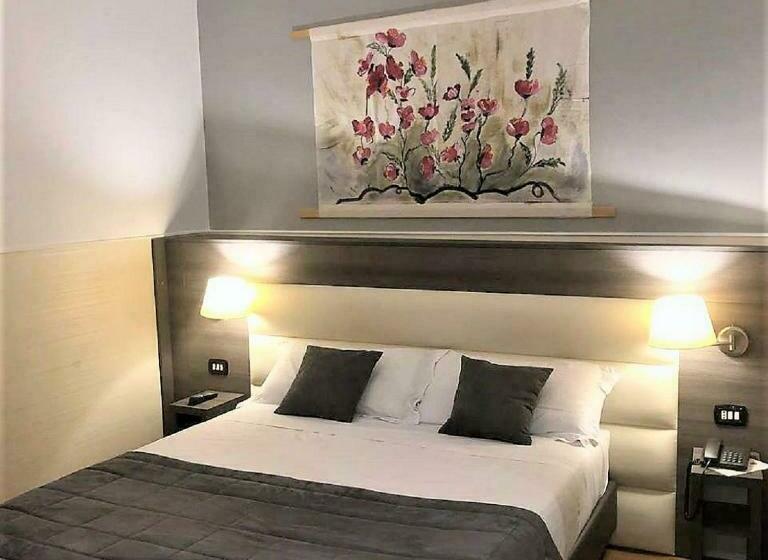 اتاق سوپریور, Aphrodite