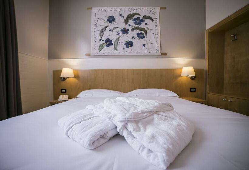 اتاق لوکس با وان آب گرم, Aphrodite