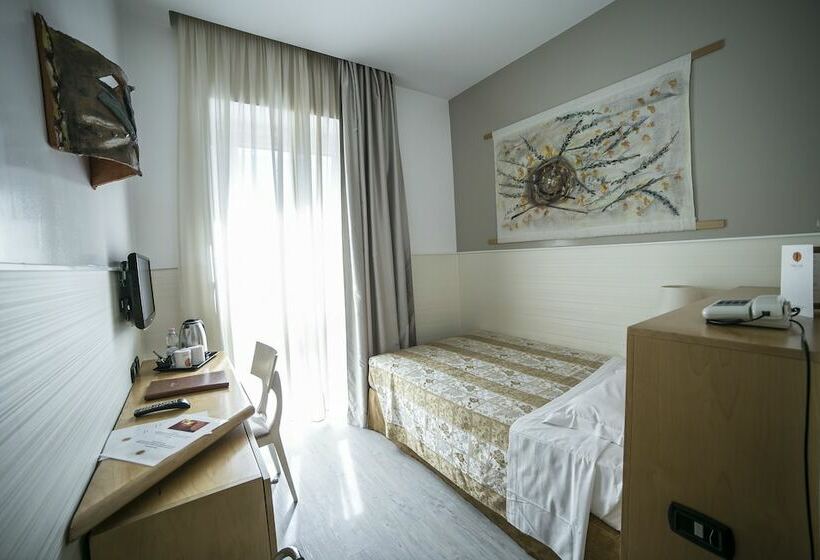 اتاق استاندارد یک نفره, Aphrodite