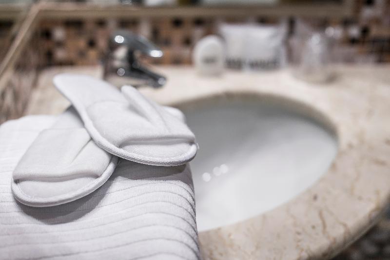 اتاق سوپریور, Aphrodite