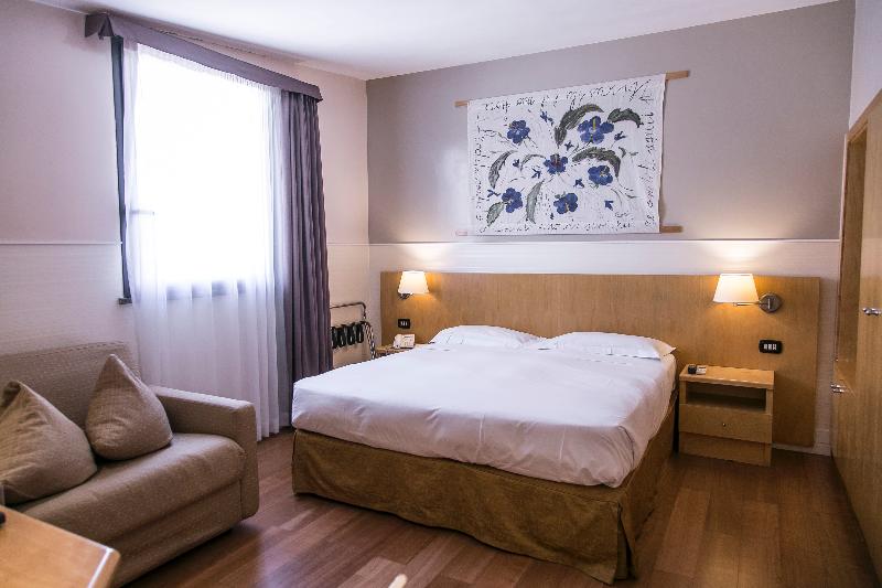 اتاق لوکس با وان آب گرم, Aphrodite